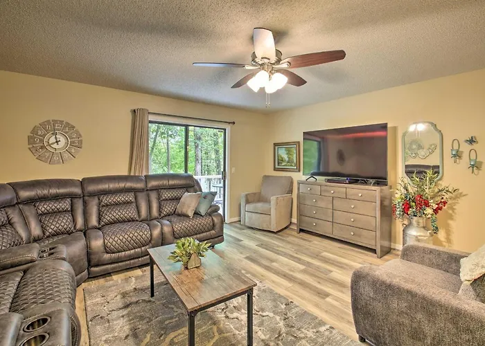 Furnished Deck & Grill: Hot Springs House