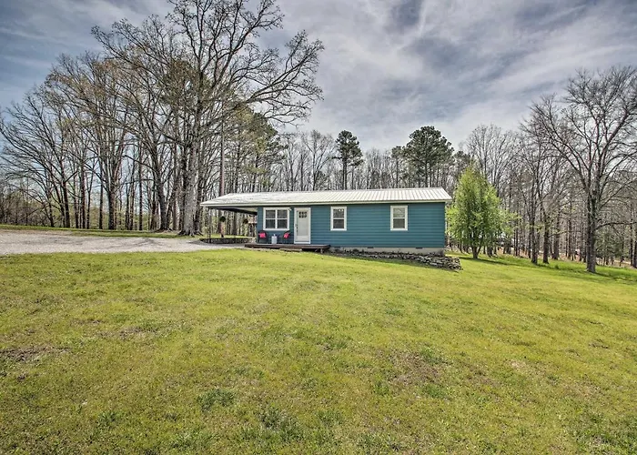 Cozy Hideaway Near Lake Ouachita & Hot Springs!